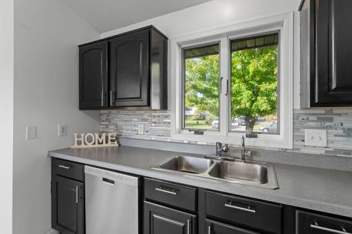 113 Quinion Drive, Mankato, MN 56001