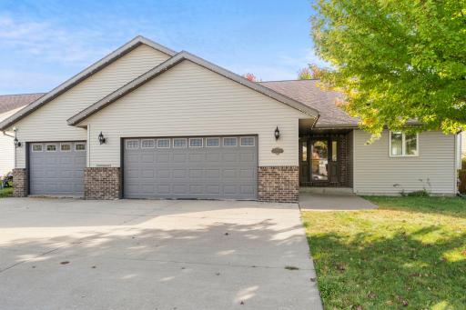 113 Quinion Drive, Mankato, MN 56001