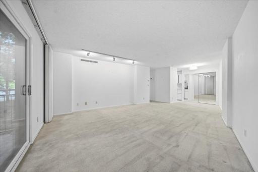 210 W Grant Street, 218, Minneapolis, MN 55403