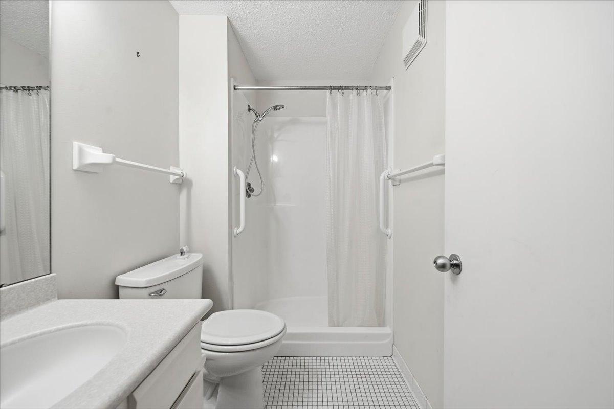 3/4 Guest Bathroom