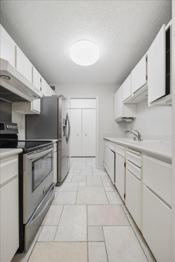 210 W Grant Street, 218, Minneapolis, MN 55403