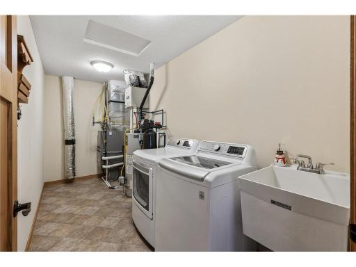 5197 383rd Street, North Branch, MN 55056