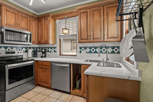 1115 11th Avenue N, Fargo, ND 58102