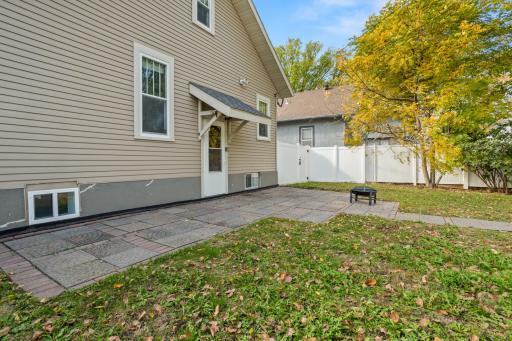 1115 11th Avenue N, Fargo, ND 58102