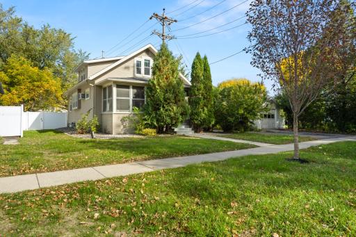 1115 11th Avenue N, Fargo, ND 58102
