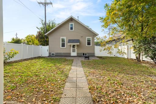 1115 11th Avenue N, Fargo, ND 58102