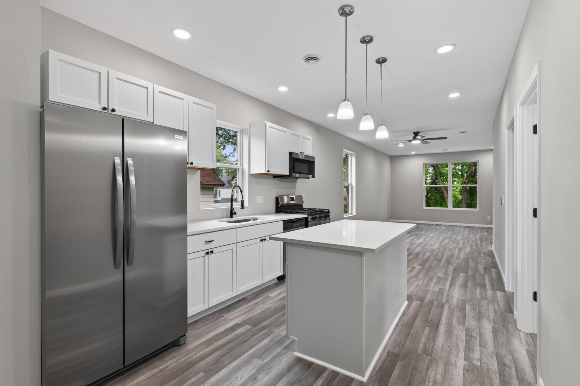 23_274_Lafond_Ave23_mls.jpg