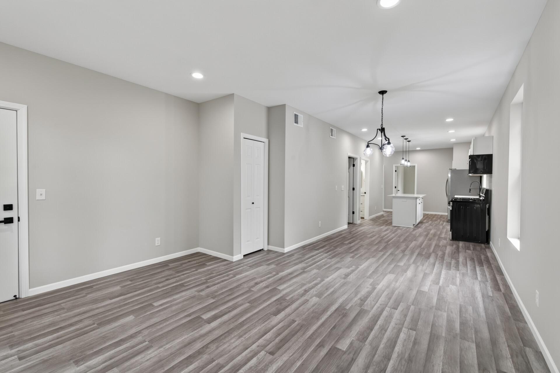 04_274_Lafond_Ave4_mls.jpg