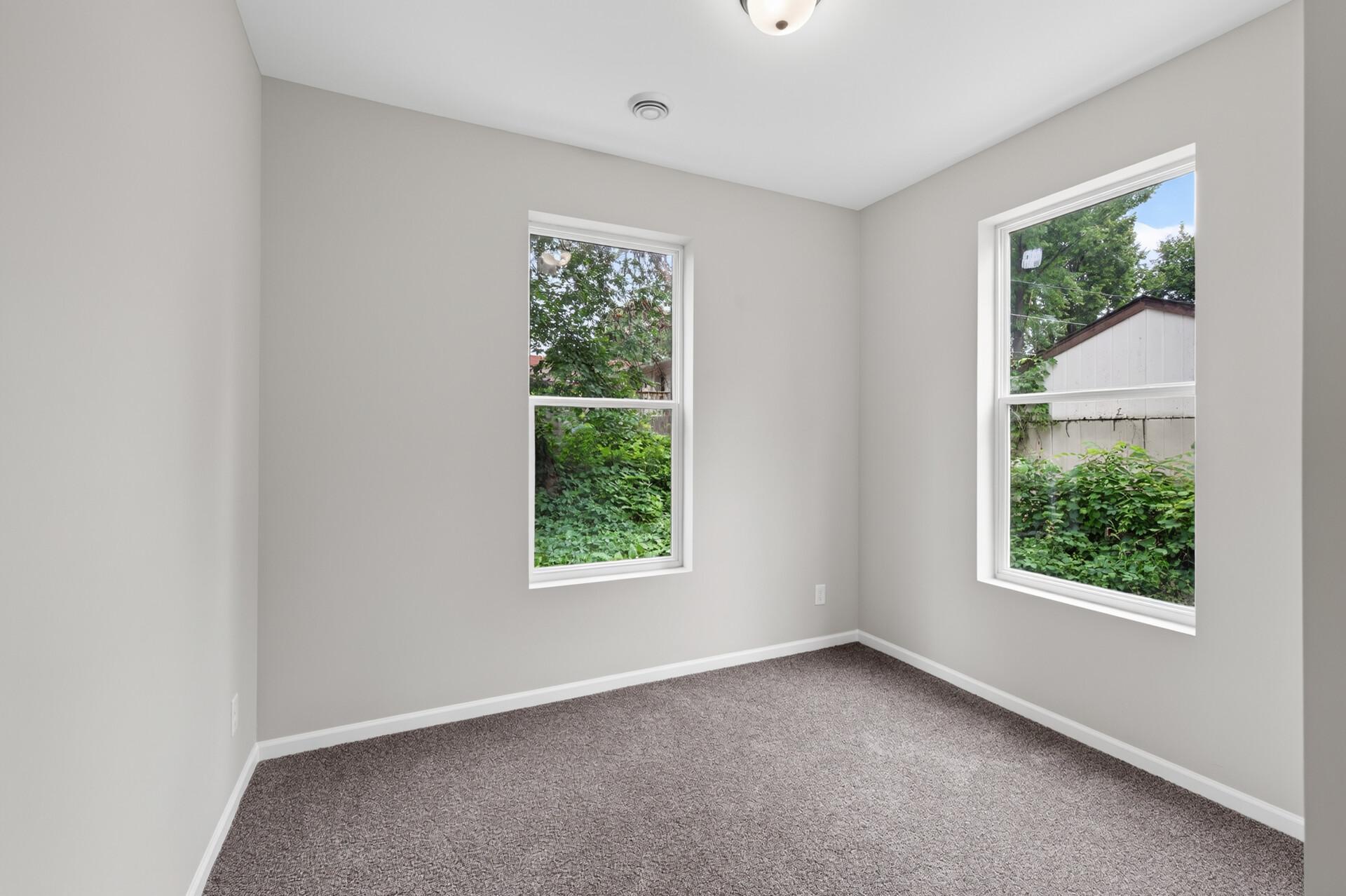 14_274_Lafond_Ave14_mls.jpg