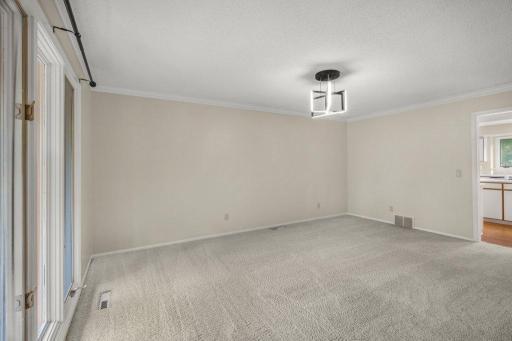 7420 Hyde Park Circle, Edina, MN 55439