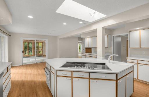 7420 Hyde Park Circle, Edina, MN 55439