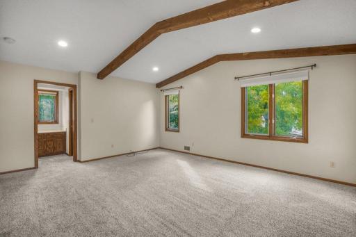 7420 Hyde Park Circle, Edina, MN 55439