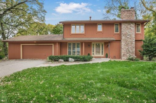 7420 Hyde Park Circle, Edina, MN 55439
