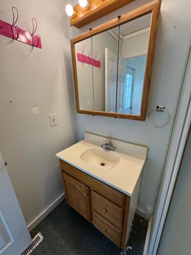 813 4th Street SE, Bemidji, MN 56601