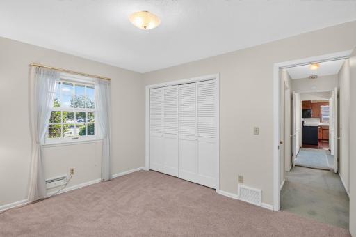 23_3412_Silver_Lake23_mls.jpg