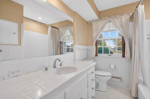 24_3412_Silver_Lake24_mls.jpg