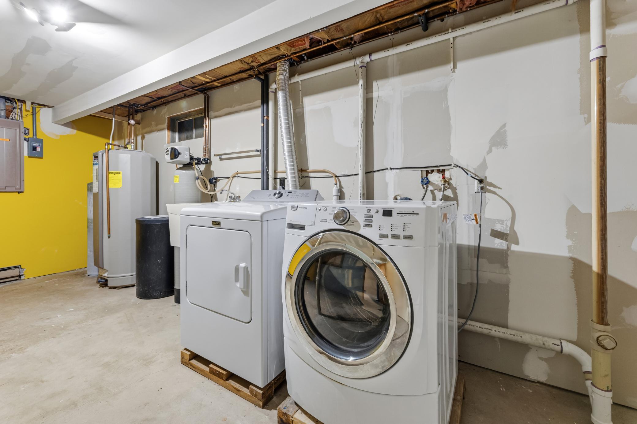 22 laundry.jpg