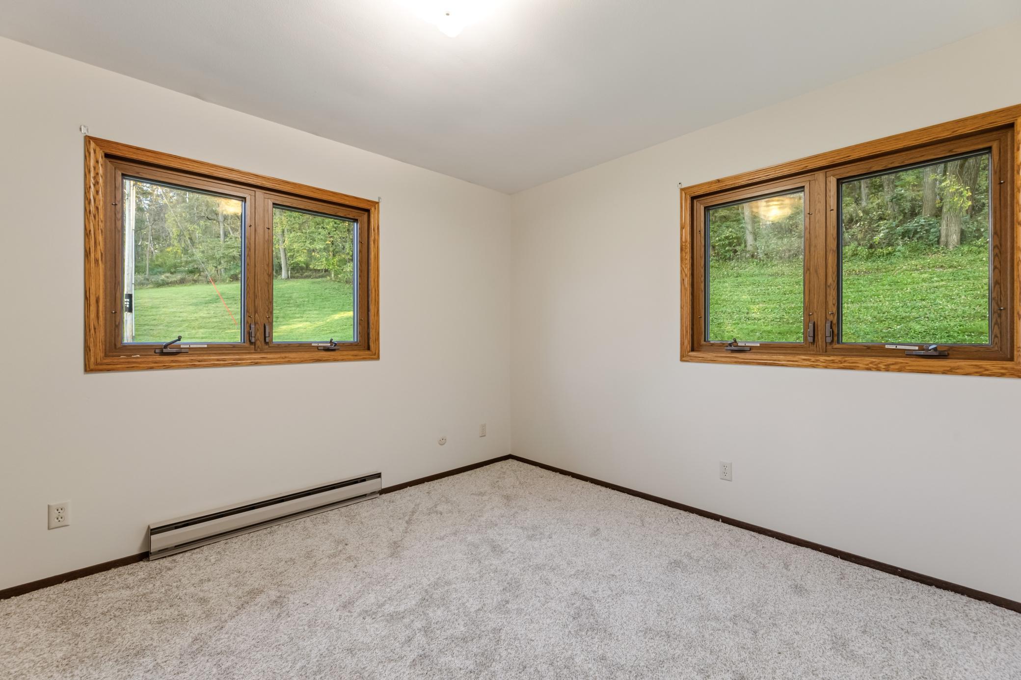 15 bedroom.jpg