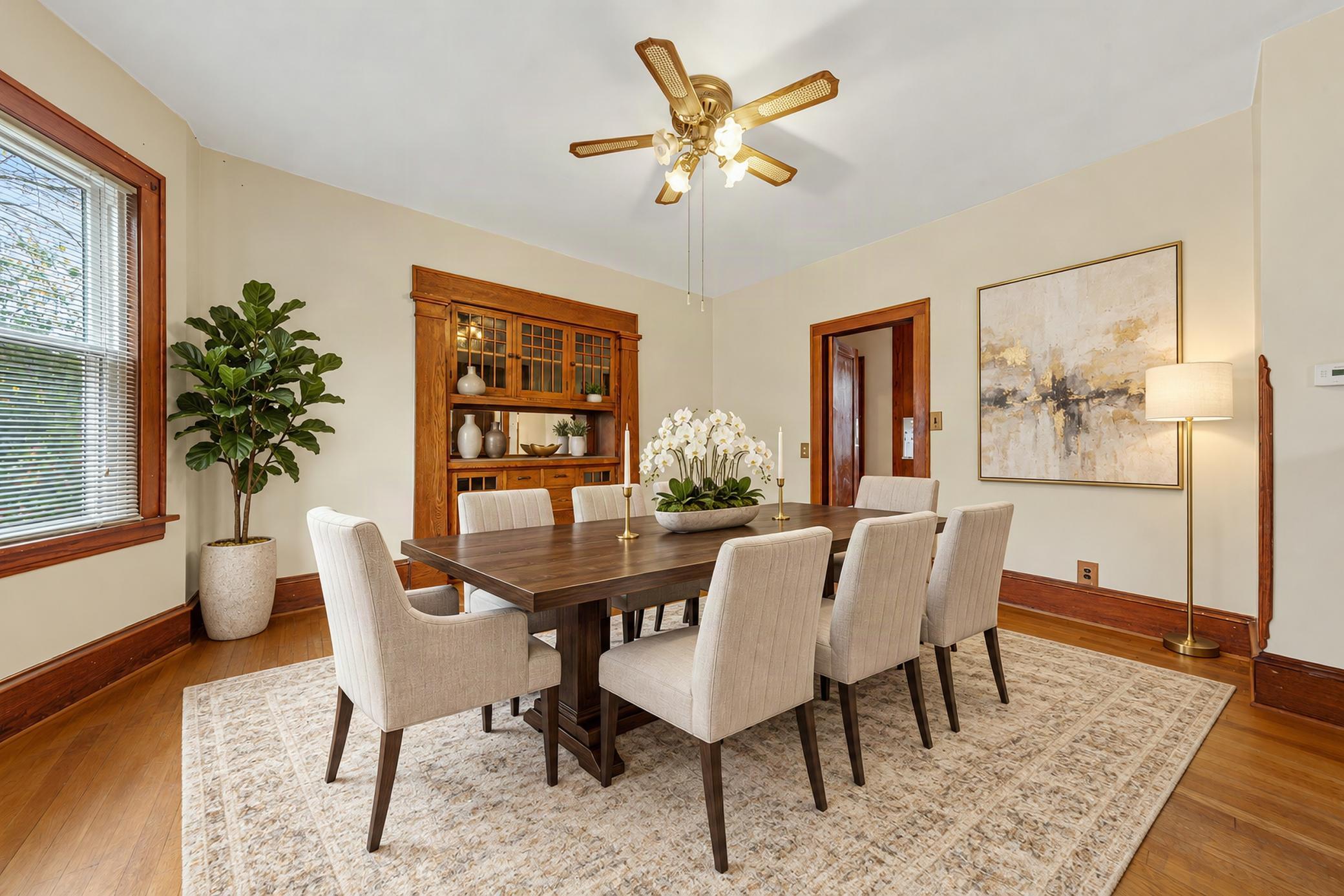 18a Dining_staged.jpg