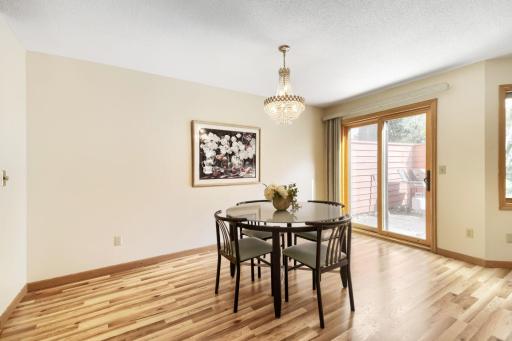 10695 53rd Avenue N, Plymouth, MN 55442