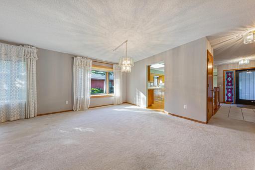607 Zanmiller Drive, Northfield, MN 55057