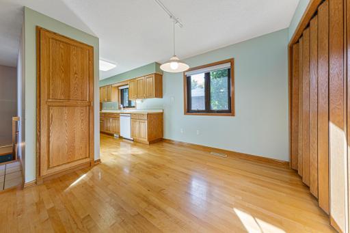 607 Zanmiller Drive, Northfield, MN 55057