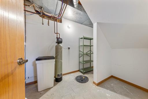 607 Zanmiller Drive, Northfield, MN 55057