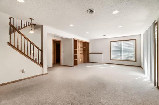 9141 Medley Circle, Golden Valley, MN 55427