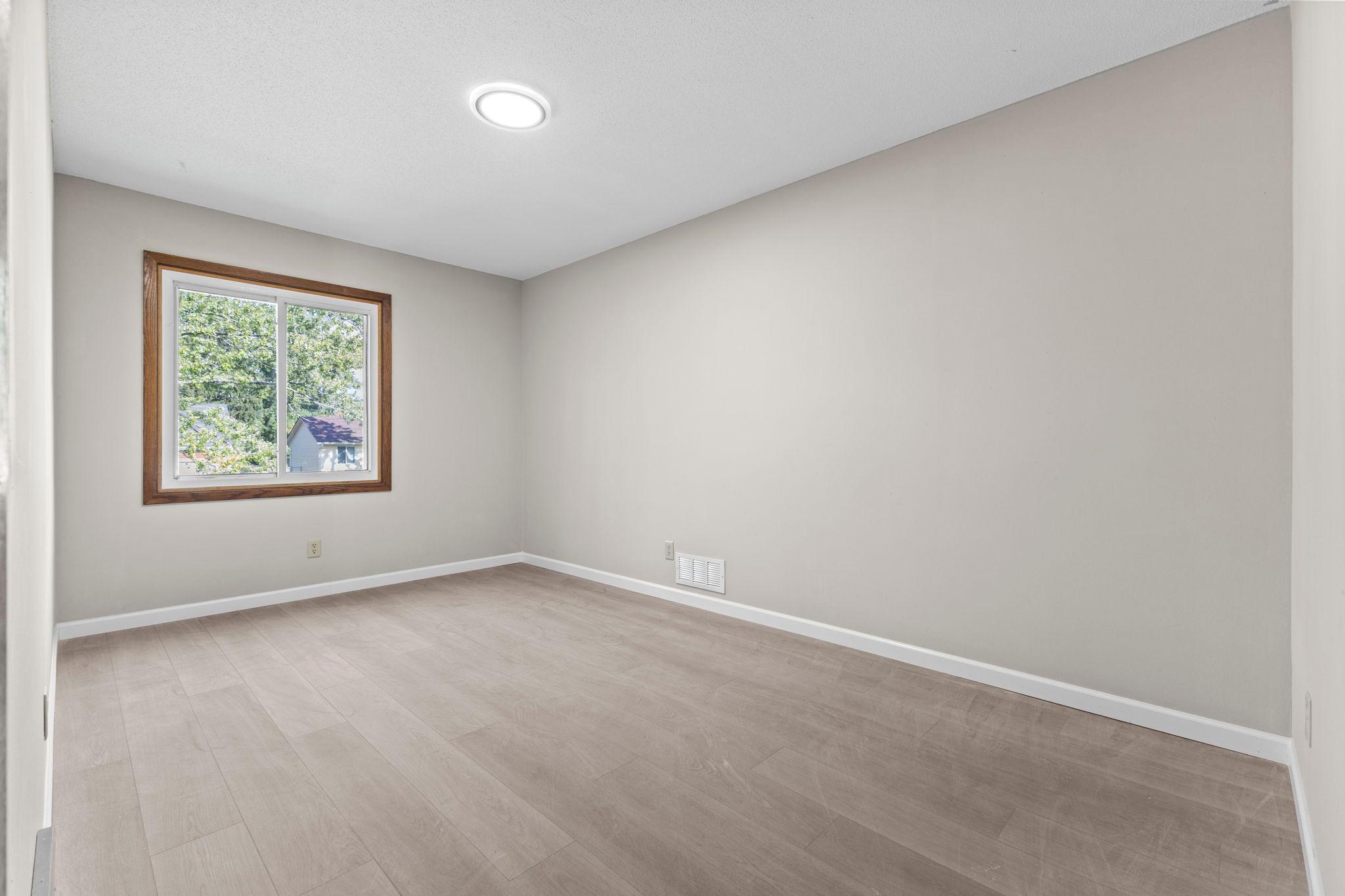Vivid Spaces_4656 142nd St_022.JPG