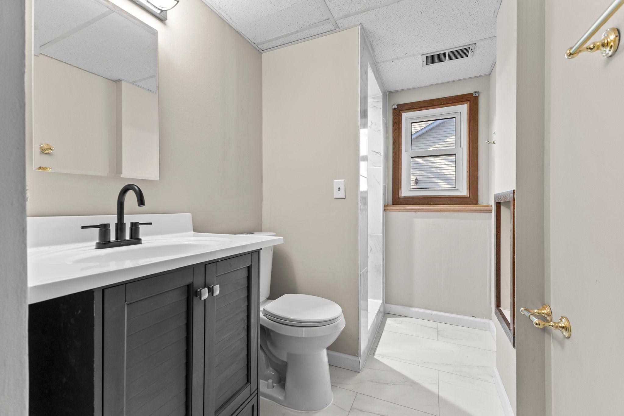 Vivid Spaces_4656 142nd St_028.JPG