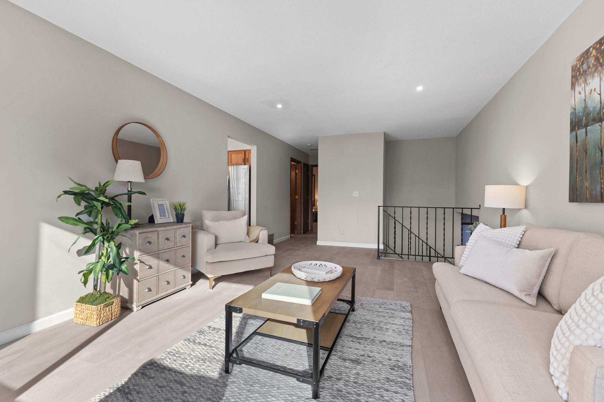 Vivid Spaces_4656 142nd St_009.JPG