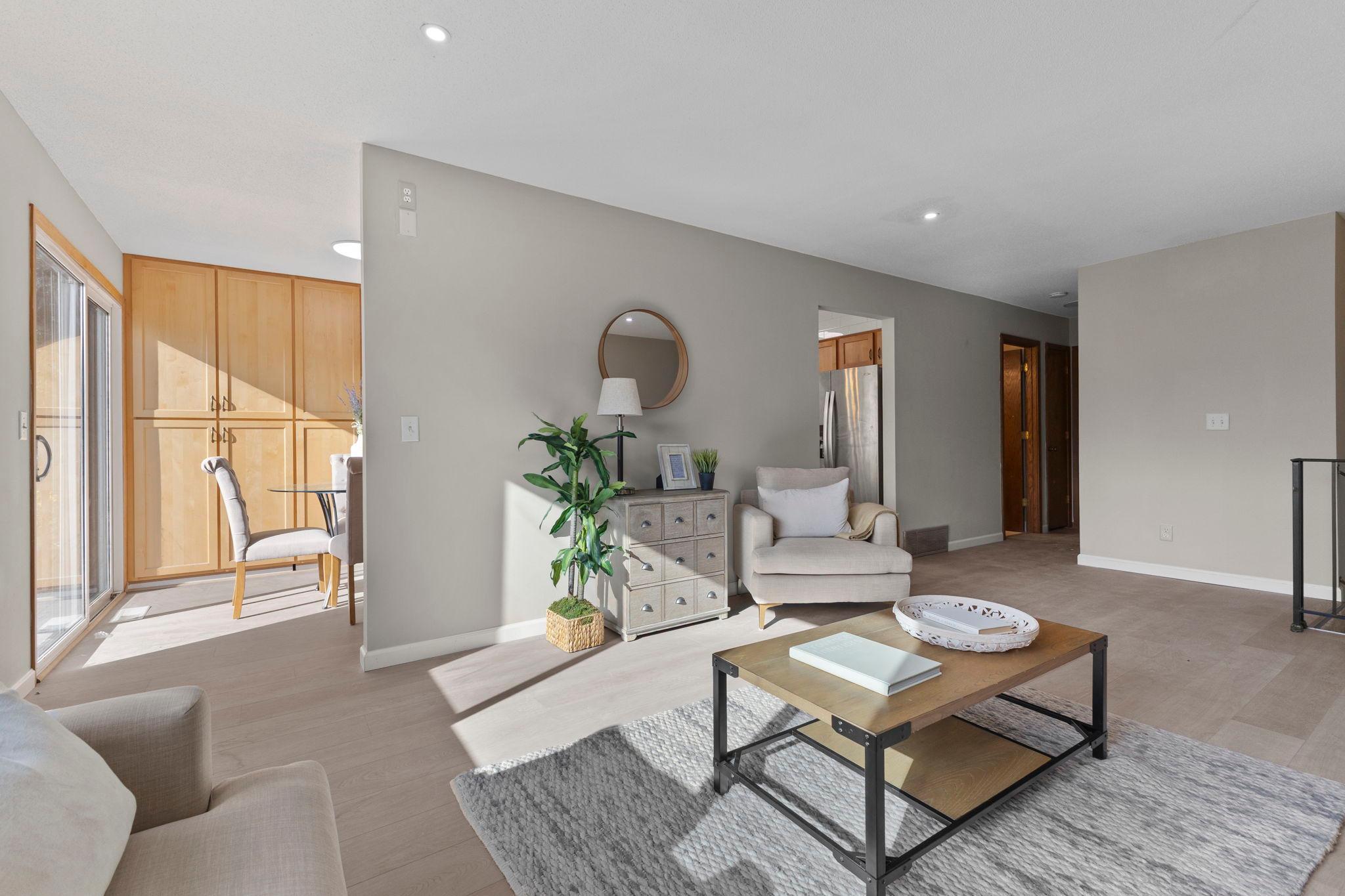 Vivid Spaces_4656 142nd St_010.JPG