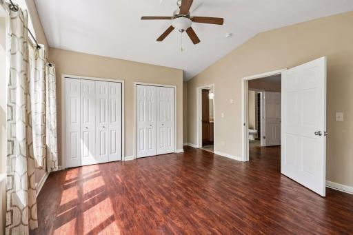 9934 Maple Avenue, Bloomington, MN 55431