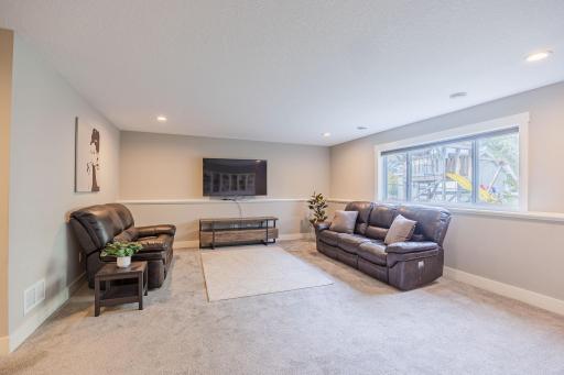 6778 93rd Street S, Cottage Grove, MN 55016