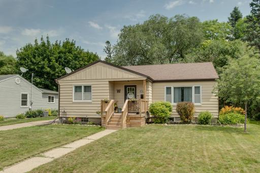 424 15th Street S, Moorhead, MN 56560