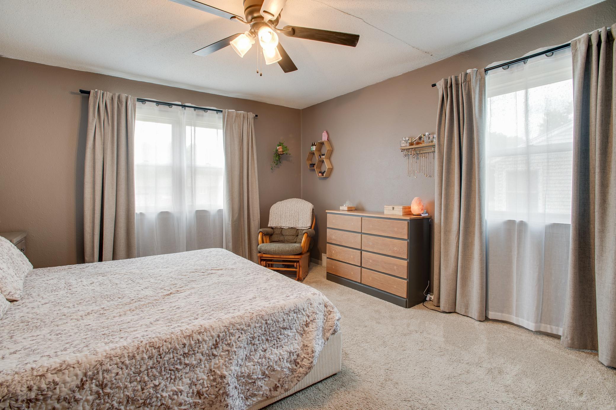 Primary Bedroom.jpg