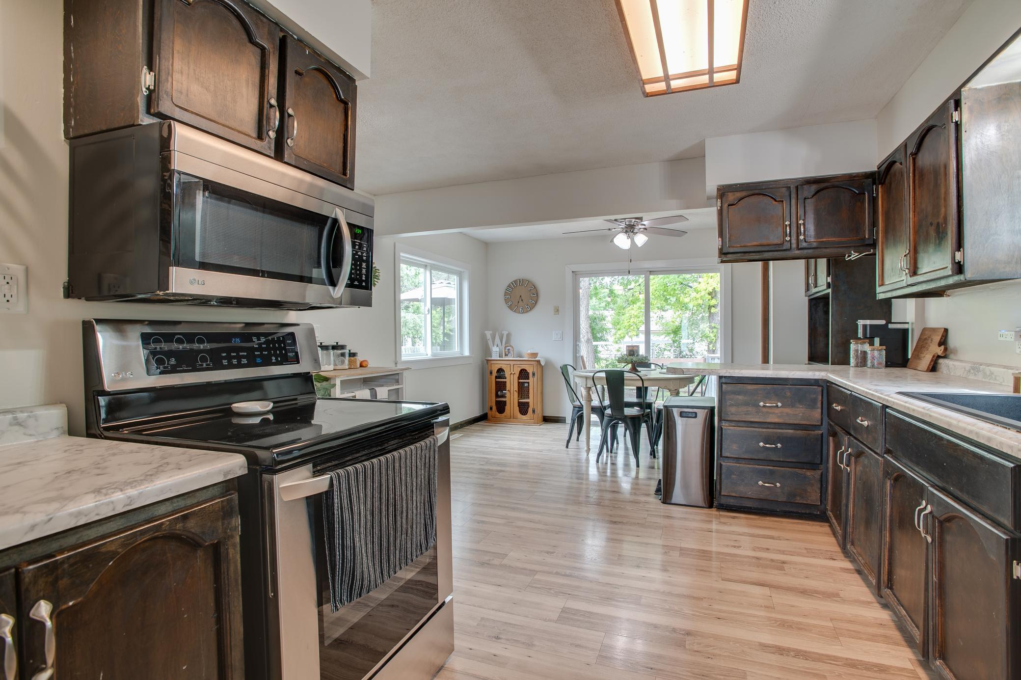Kitchen 4.jpg