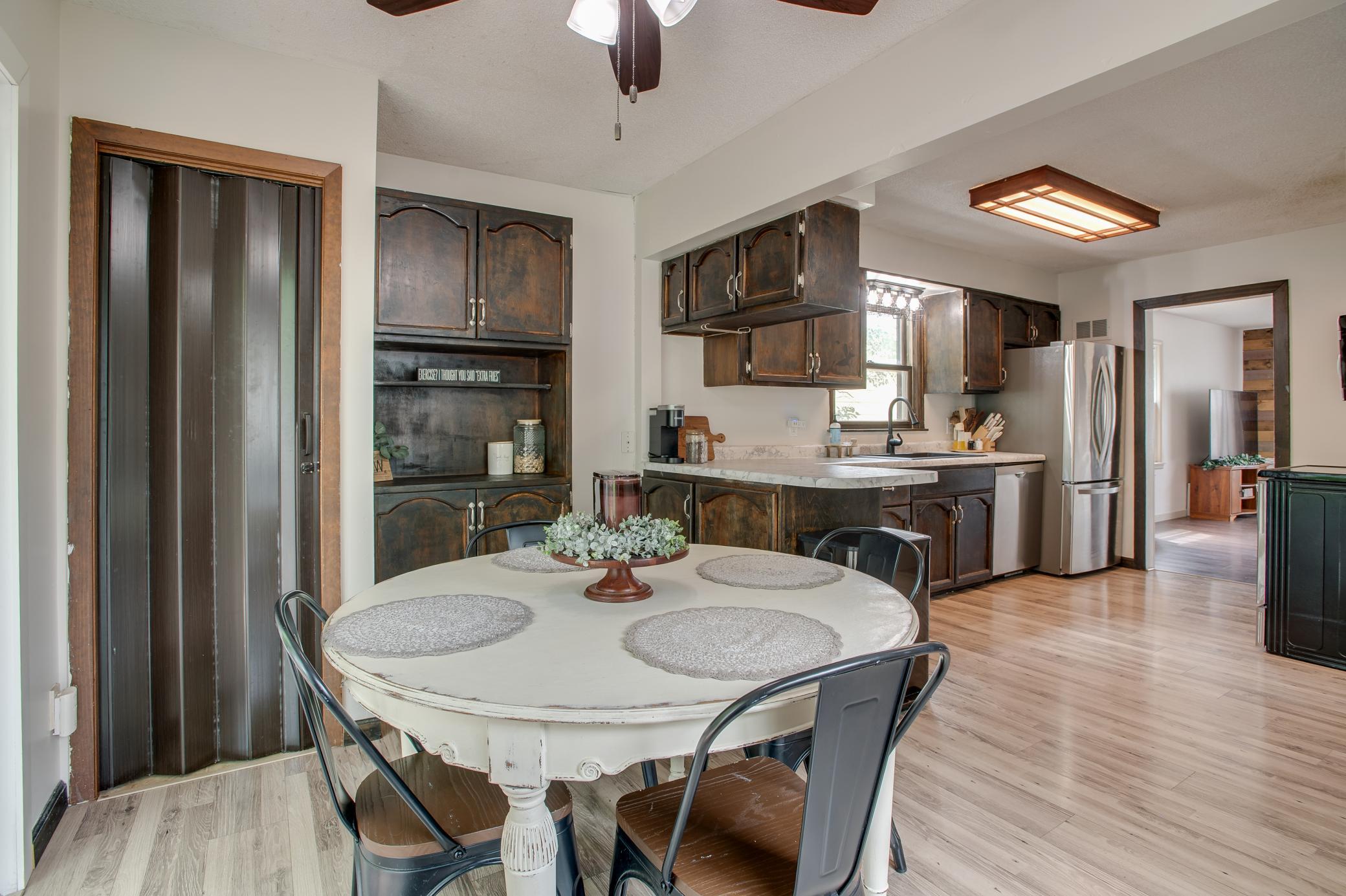 Dining Room 2.jpg
