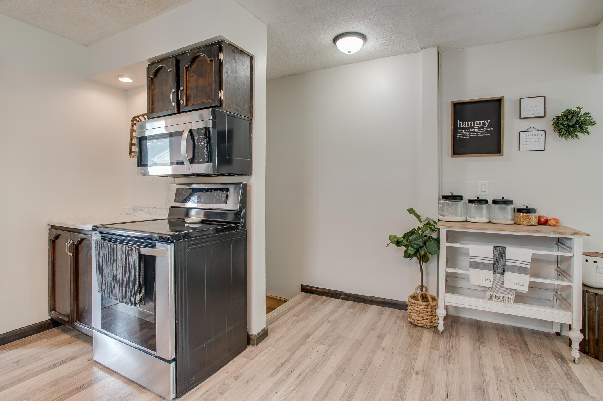 Kitchen 3.jpg