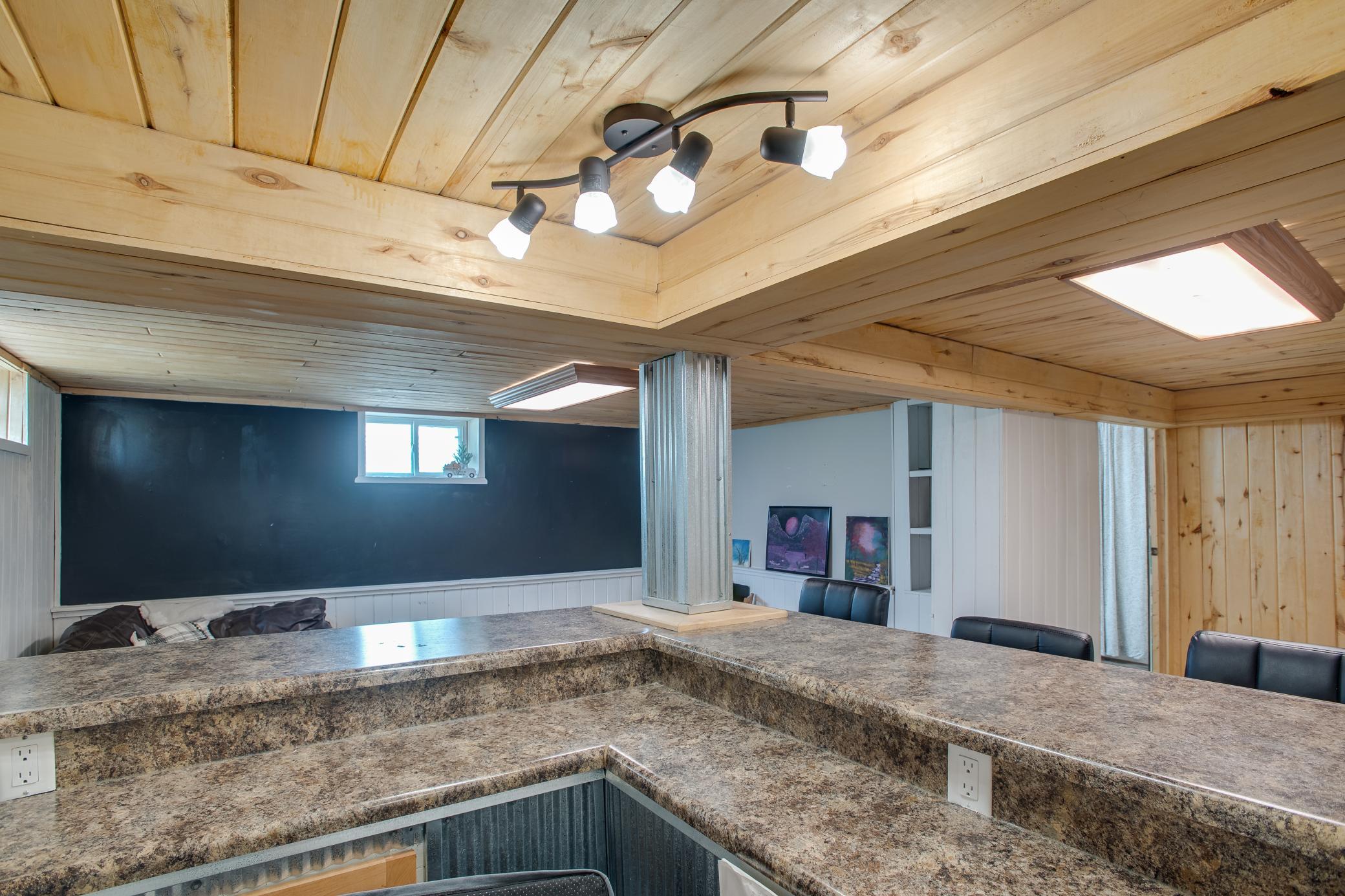 Bar Area 2.jpg