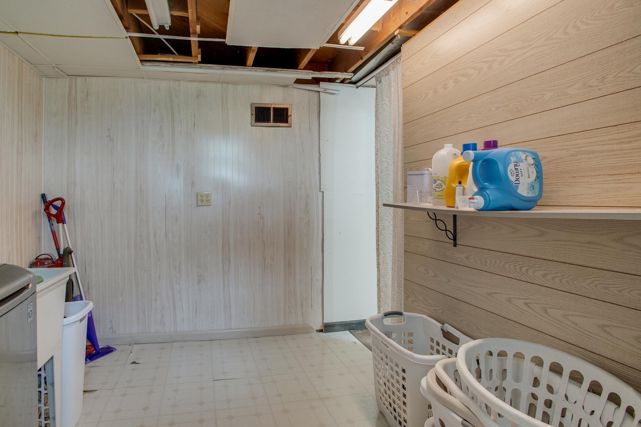 Laundry Room 2.jpg
