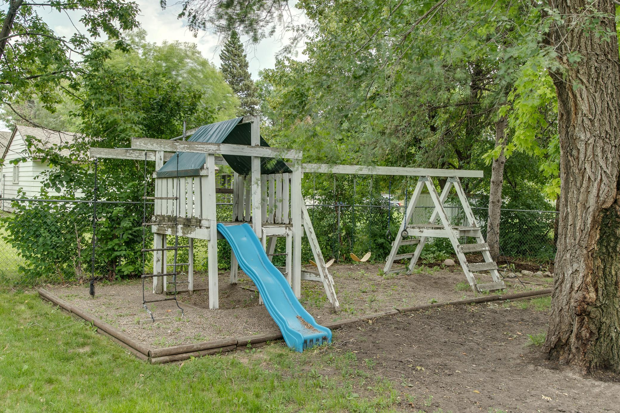 Playset.jpg