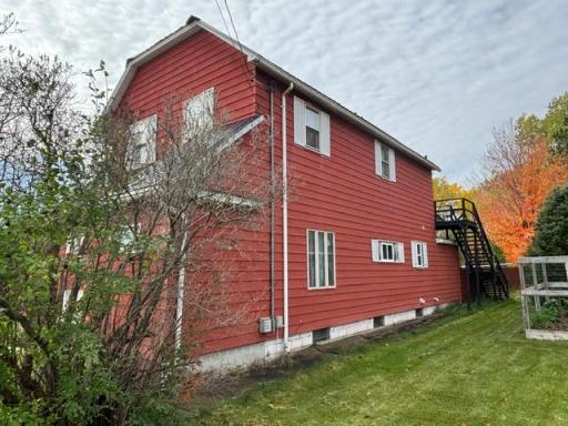 3431 19th Avenue E, Hibbing, MN 55746