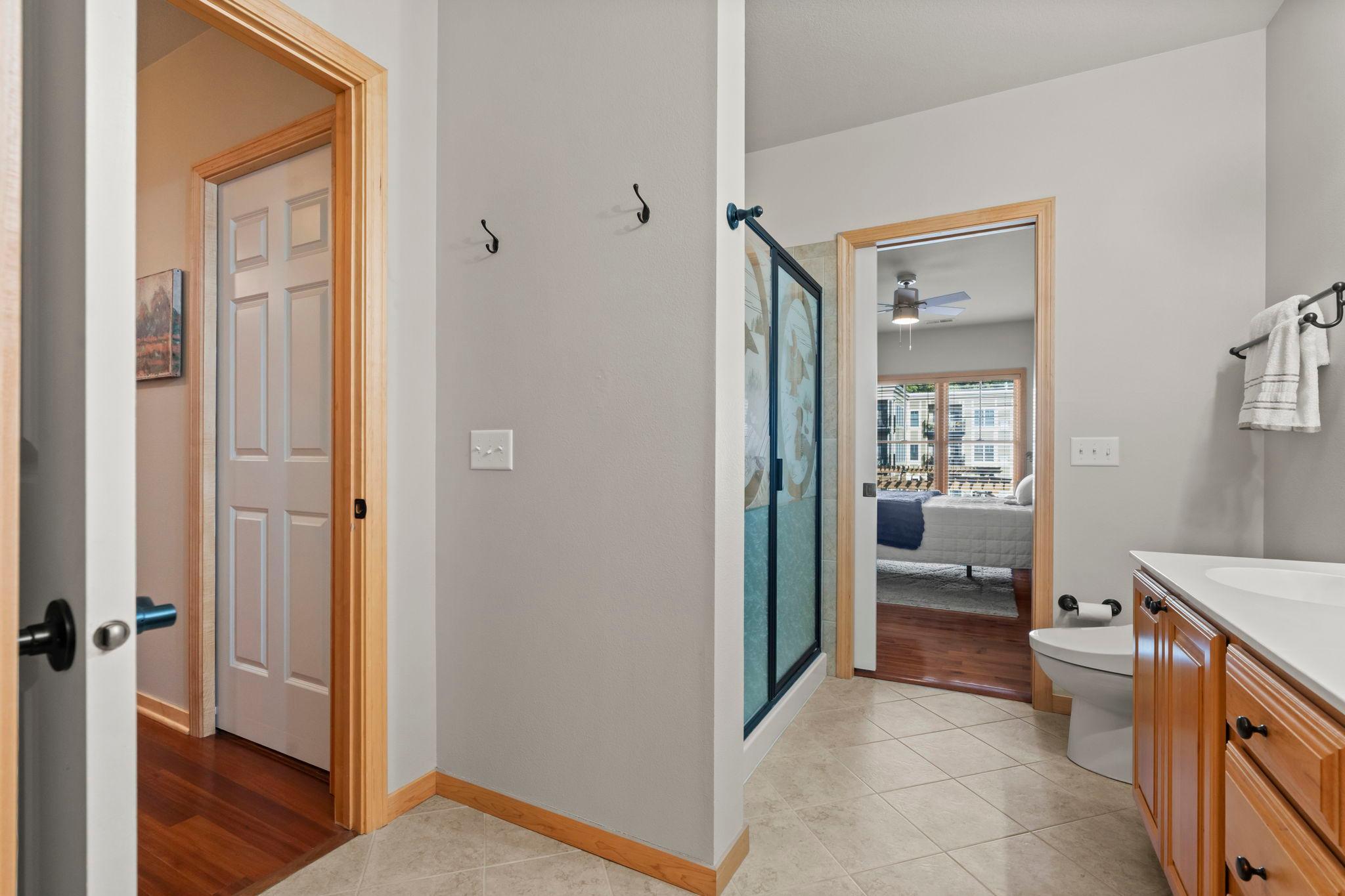 33-web-or-mls-350 Main St N 310-159.jpg