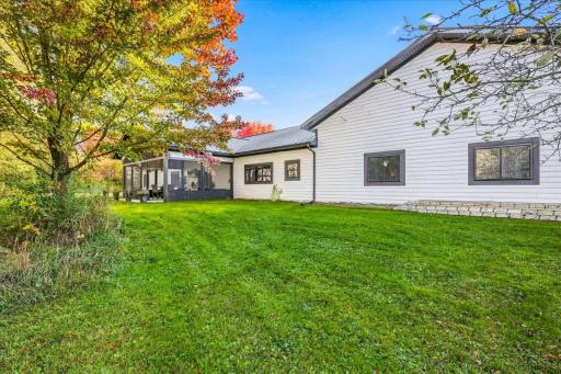 2221 County Rd DD, Baldwin, WI 54002