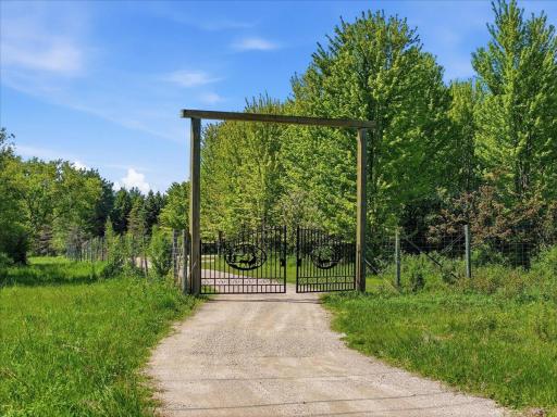 2221 County Rd DD, Baldwin, WI 54002