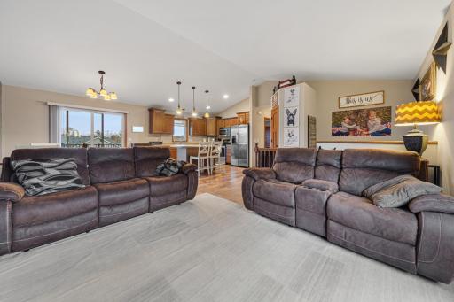 224 Creekside Drive, Eagle Lake, MN 56024