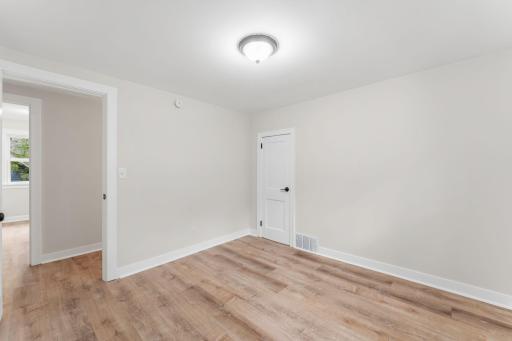 1223 Reaney Avenue, Saint Paul, MN 55106