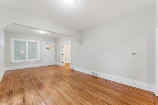 1223 Reaney Avenue, Saint Paul, MN 55106
