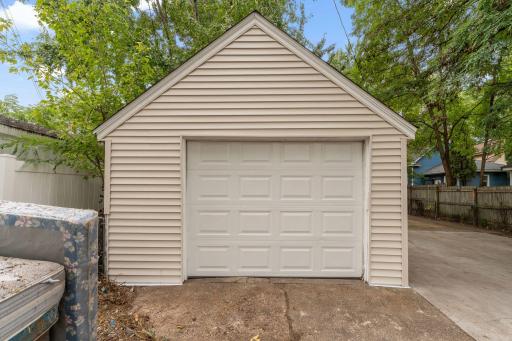 1223 Reaney Avenue, Saint Paul, MN 55106